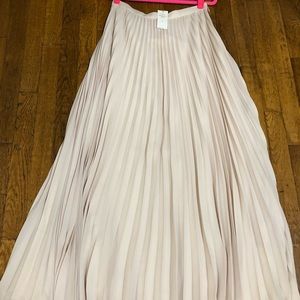 Brand new maxi pleated skirt
